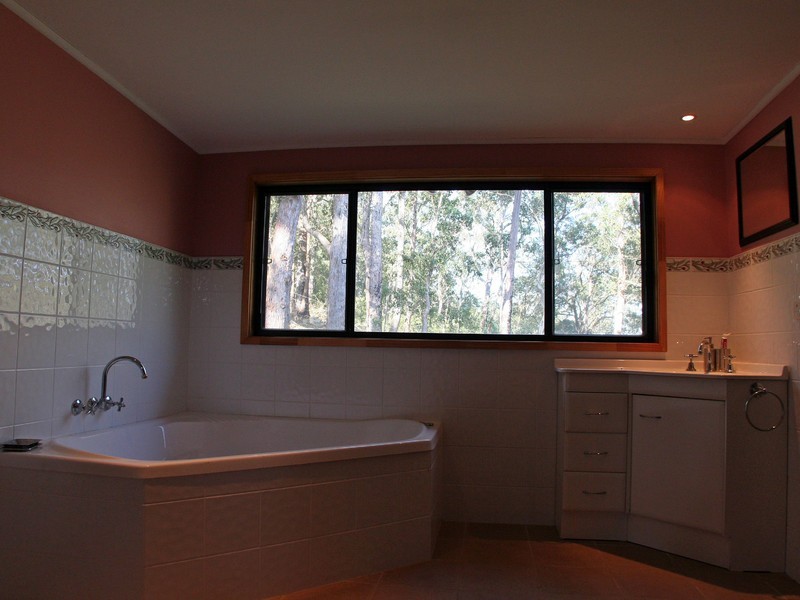 1652 Wollombi Road, Millfield NSW 2325