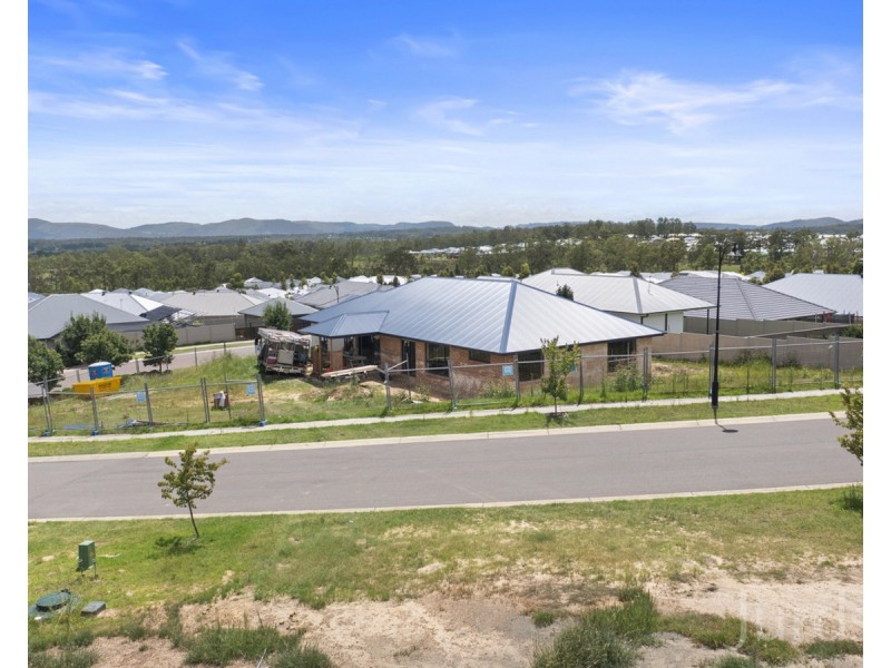 24 Rampling Avenue (Huntlee), North Rothbury NSW 2335