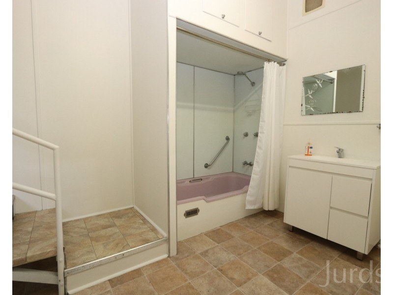 2/53 Cumberland Street, Cessnock NSW 2325