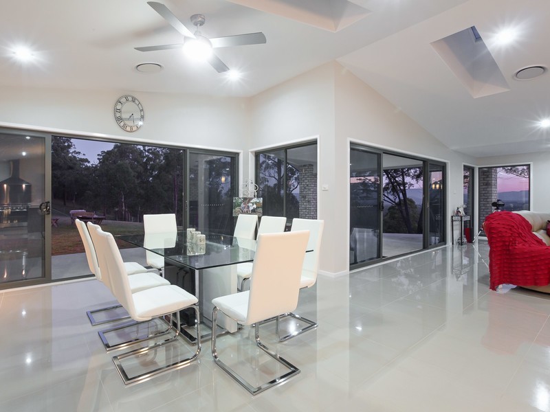 100 Shingle Gully Road, Millfield NSW 2325