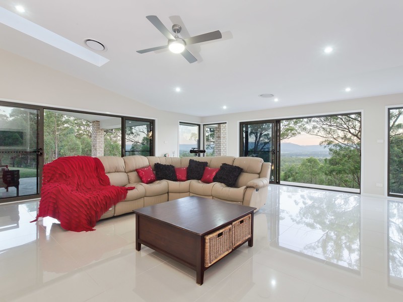 100 Shingle Gully Road, Millfield NSW 2325