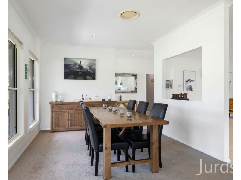 9 Merewether Close, North Rothbury NSW 2335