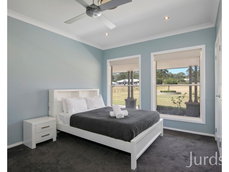 9 Merewether Close, North Rothbury NSW 2335