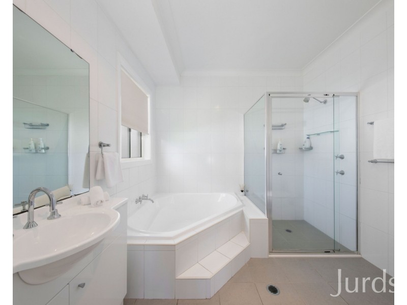 9 Merewether Close, North Rothbury NSW 2335