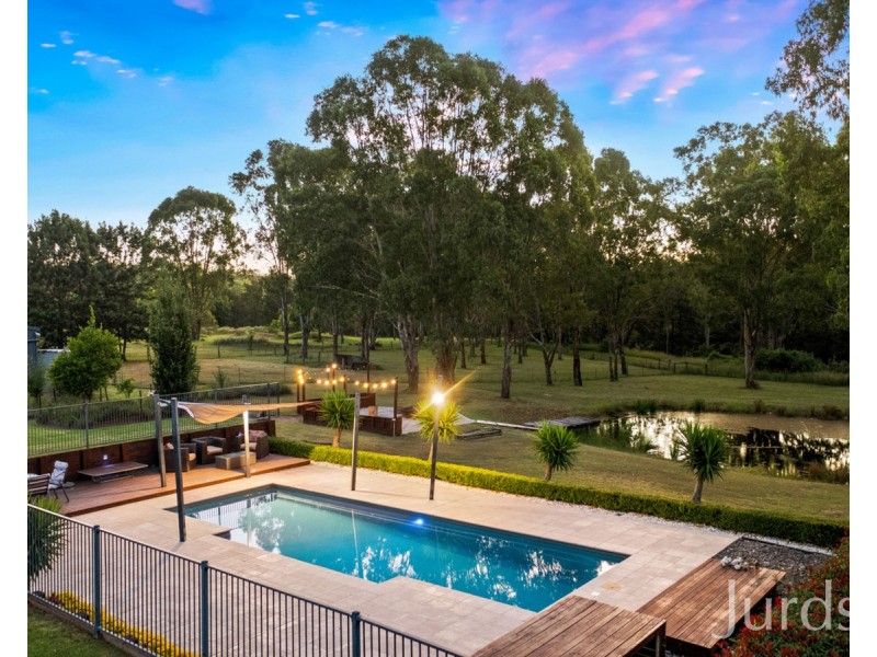 9 Merewether Close, North Rothbury NSW 2335