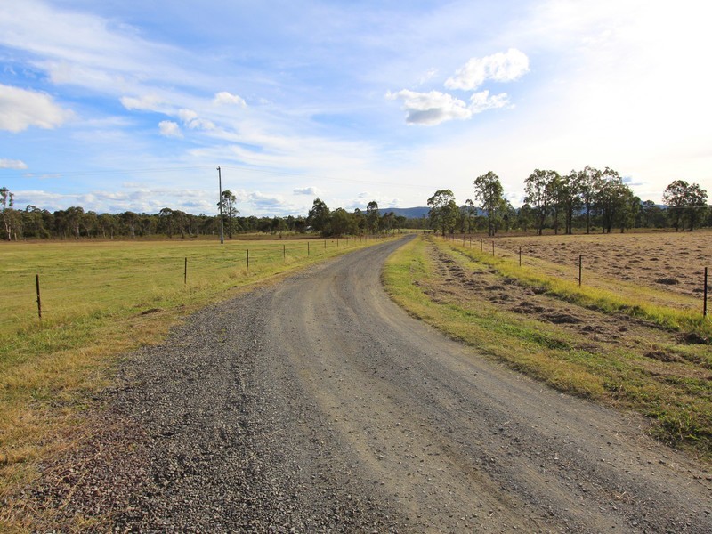 2 / 200/ Quorrobolong Road, Quorrobolong NSW 2325