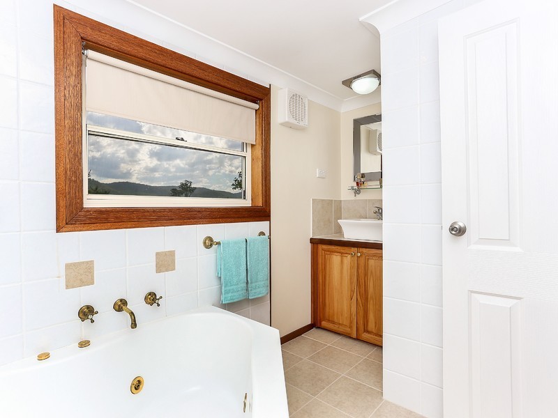 1734 Mount View Rd, Millfield NSW 2325