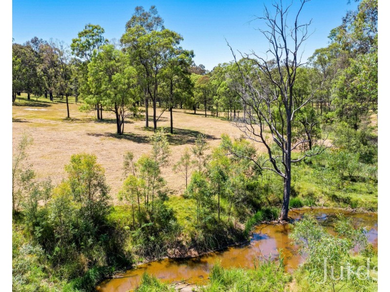 14 Freeman Close (Wattle Ponds), Singleton NSW 2330