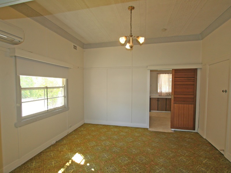 288 Maitland Road, Cessnock NSW 2325