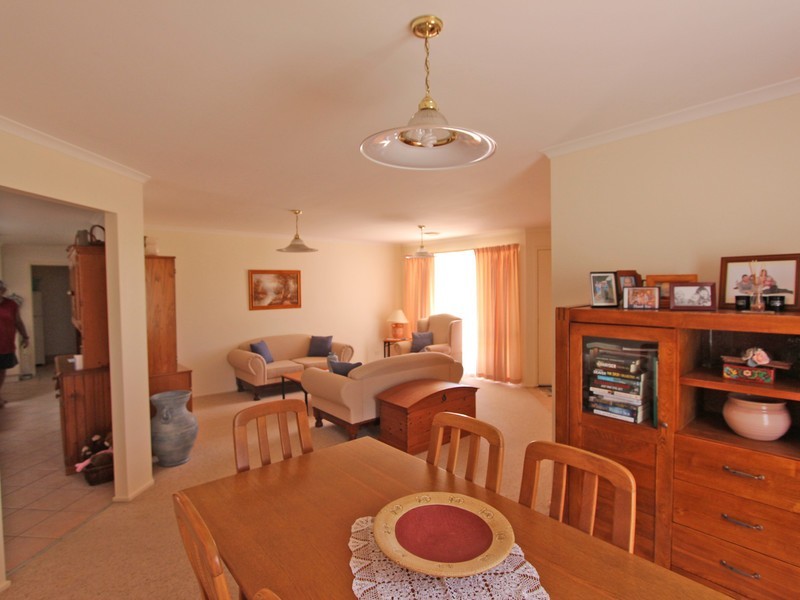 4 Jacaranda Grove, Elrington NSW 2325