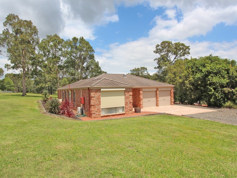 4 Jacaranda Grove, Elrington NSW 2325