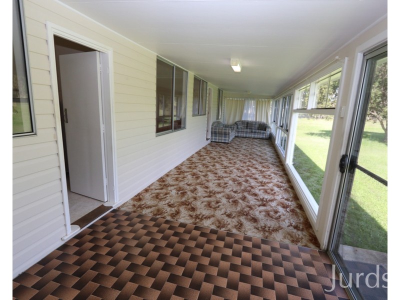 12 Dry Creek Road, Ellalong NSW 2325