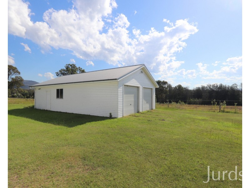 12 Dry Creek Road, Ellalong NSW 2325