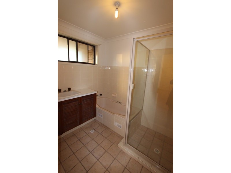 16 Myra Street, Cessnock NSW 2325