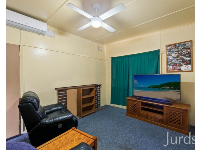 22 Hunter Avenue, Cessnock NSW 2325