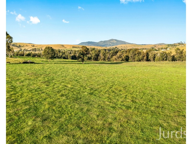 1026 Middle Falbrook Road, Middle Falbrook NSW 2330