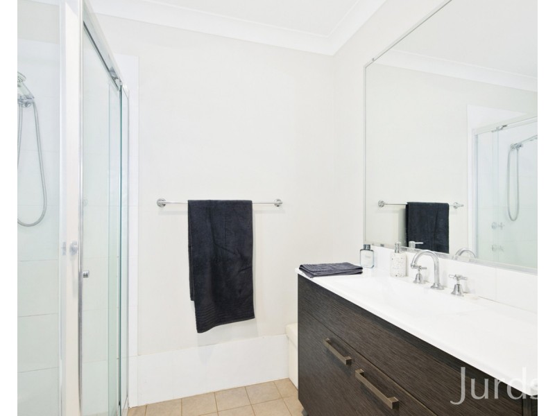10 Zinfandel Circuit, Cessnock NSW 2325
