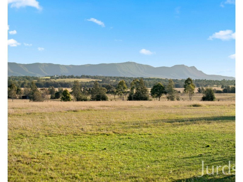 345 Talga Road, Lovedale NSW 2325