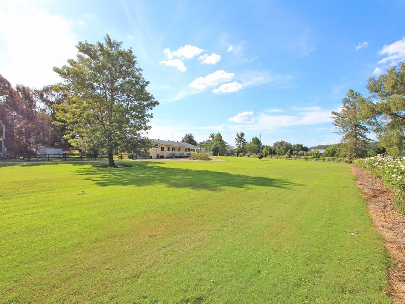 73 – 75 Wollombi Street, Broke NSW 2330