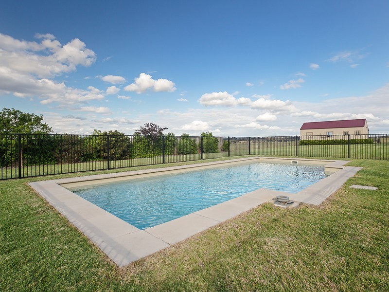 19 Busby Road, Branxton NSW 2335