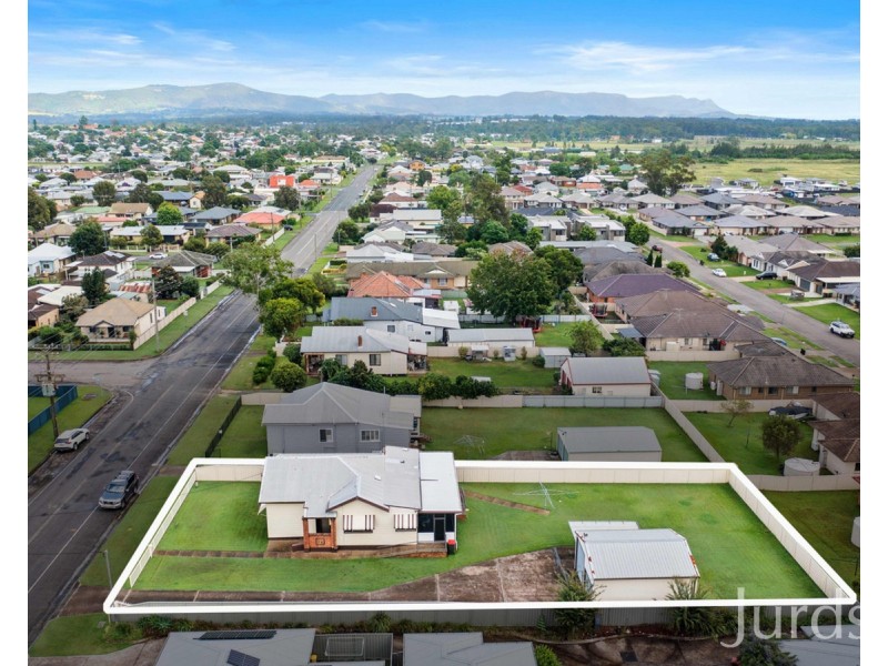 56 Anzac Avenue, Cessnock NSW 2325