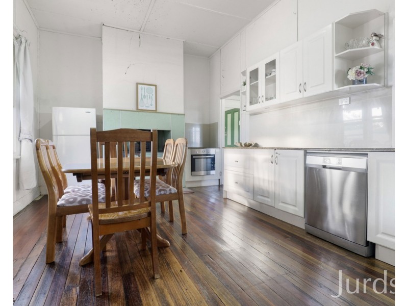 32 Grady Road, Pokolbin NSW 2320