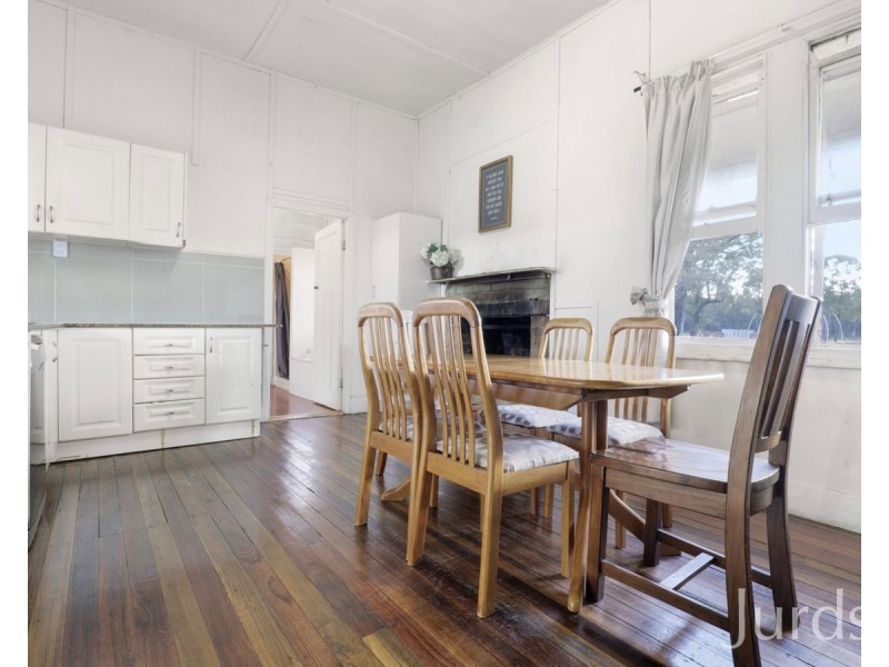 32 Grady Road, Pokolbin NSW 2320