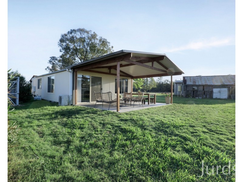 32 Grady Road, Pokolbin NSW 2320