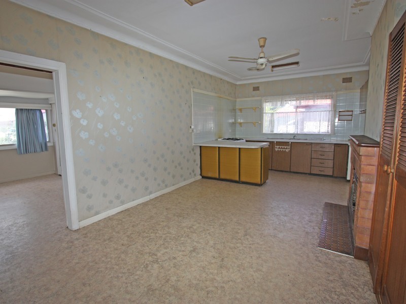 30 Desmond Street, Cessnock NSW 2325