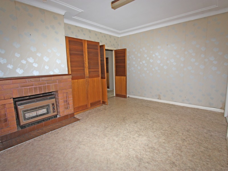 30 Desmond Street, Cessnock NSW 2325