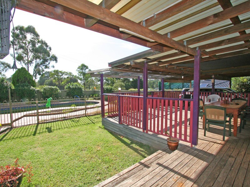 24 Evans Street, Greta NSW 2334