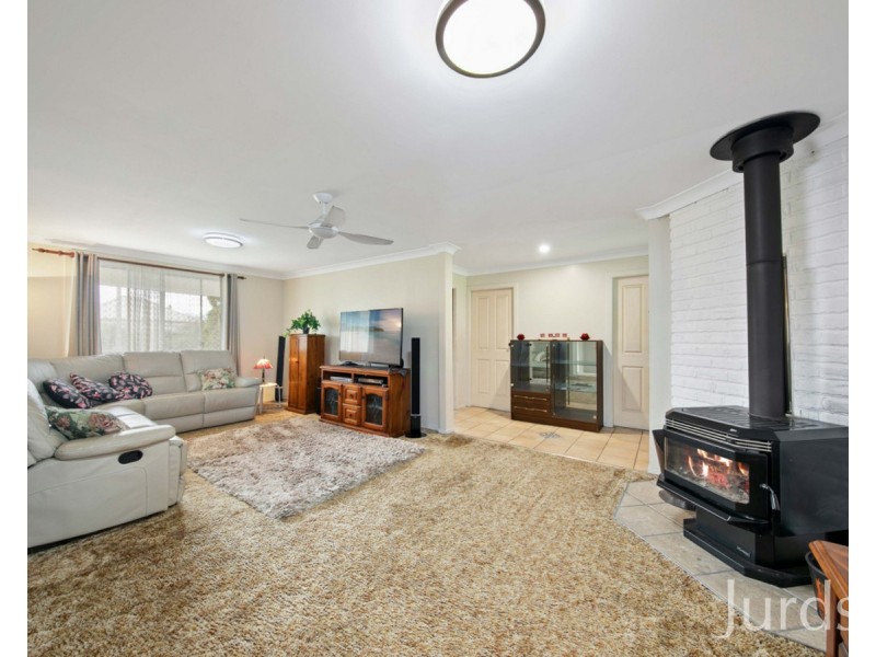8 Railway Street, Branxton NSW 2335