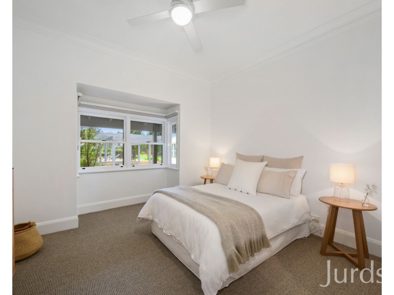42 Londons Road, Lovedale NSW 2325