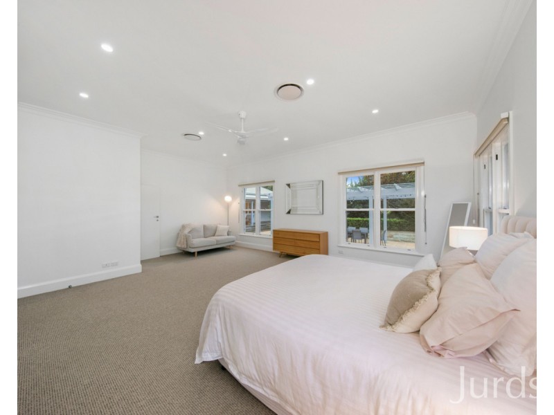 42 Londons Road, Lovedale NSW 2325