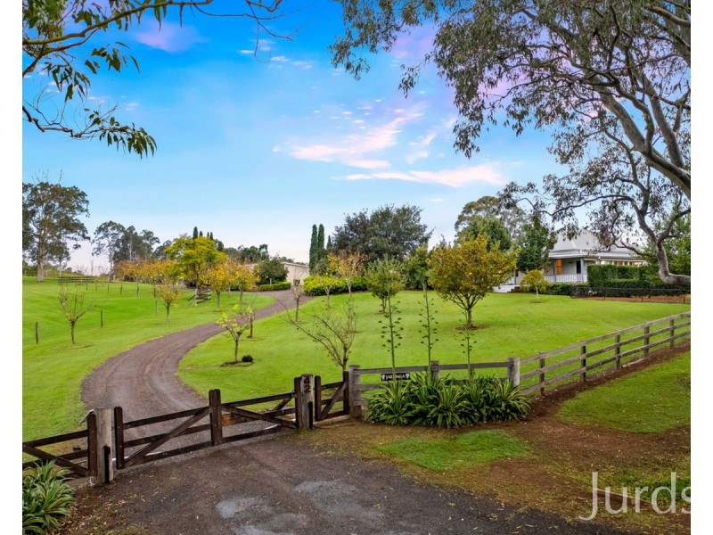 42 Londons Road, Lovedale NSW 2325
