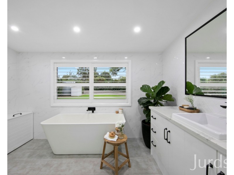 2307 Putty Road, Bulga NSW 2330