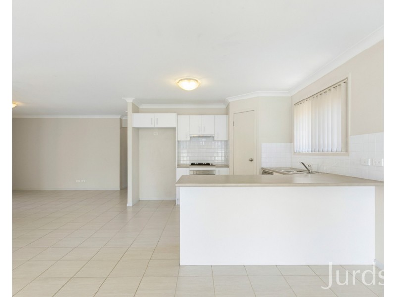 39 Trebbiano Drive, Cessnock NSW 2325