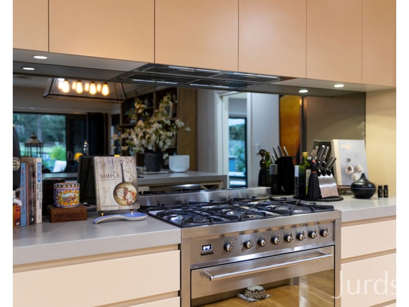 2 Maculata Place, Pokolbin NSW 2320