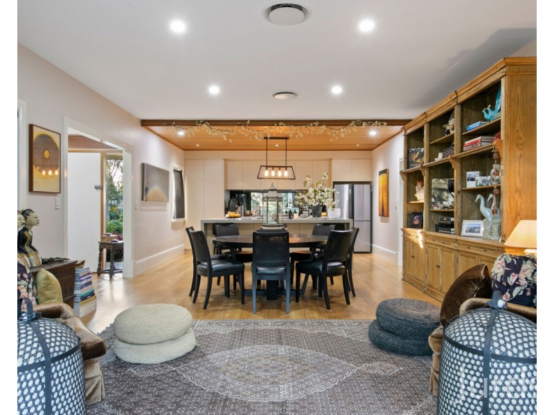 2 Maculata Place, Pokolbin NSW 2320