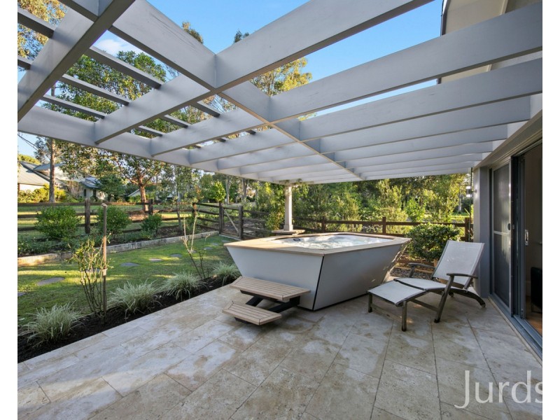 2 Maculata Place, Pokolbin NSW 2320