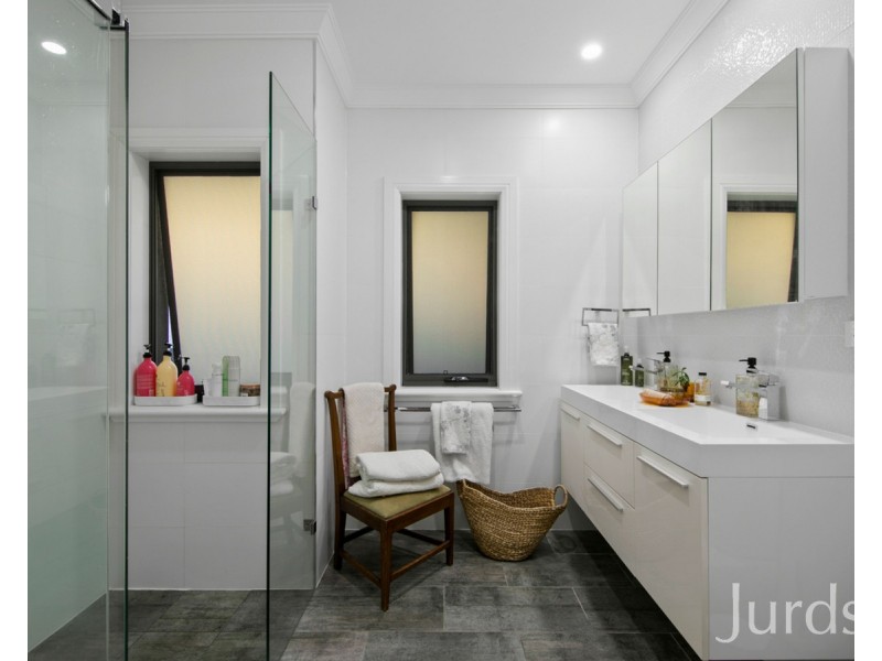 2 Maculata Place, Pokolbin NSW 2320