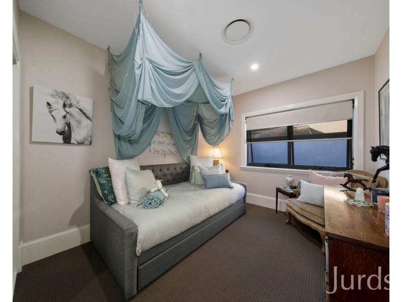 2 Maculata Place, Pokolbin NSW 2320