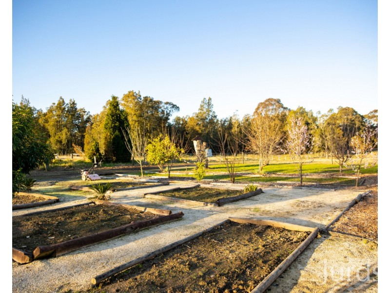 345 Quorrobolong Road, Quorrobolong NSW 2325