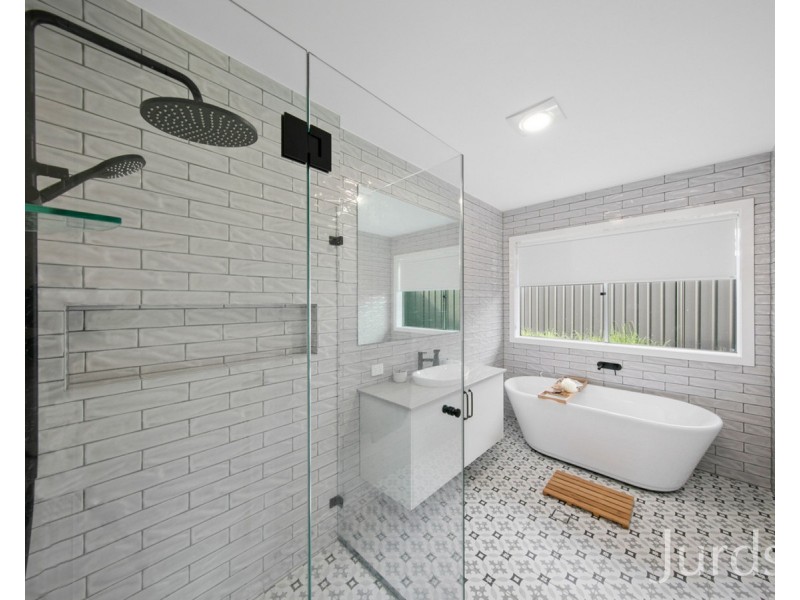 16 Portrush Avenue, Cessnock NSW 2325