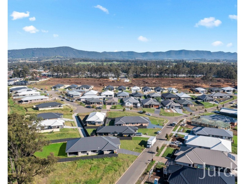 16 Portrush Avenue, Cessnock NSW 2325