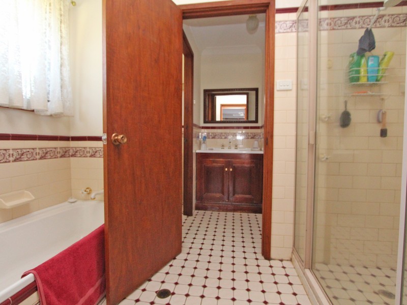 18 Lang Street, Cessnock NSW 2325