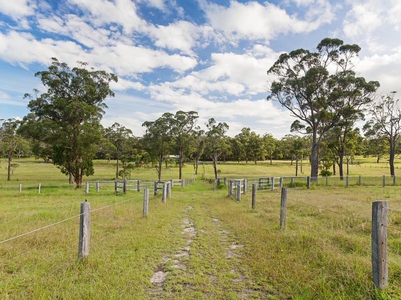 182 Becks Road, Freemans Waterhole NSW 2323