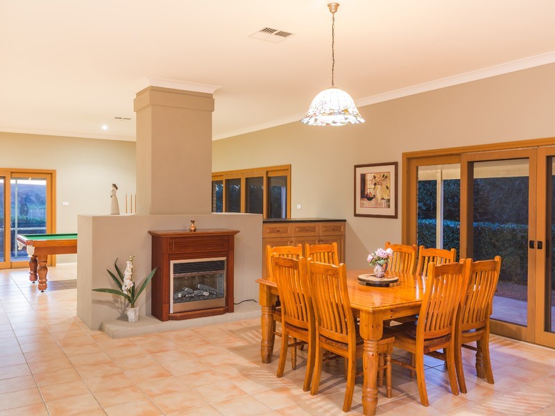 485 Luskintyre Road, Luskintyre NSW 2321