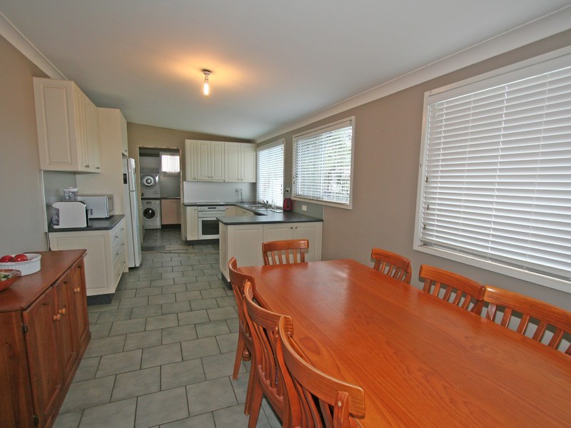 49 Tamworth Street, Abermain NSW 2326