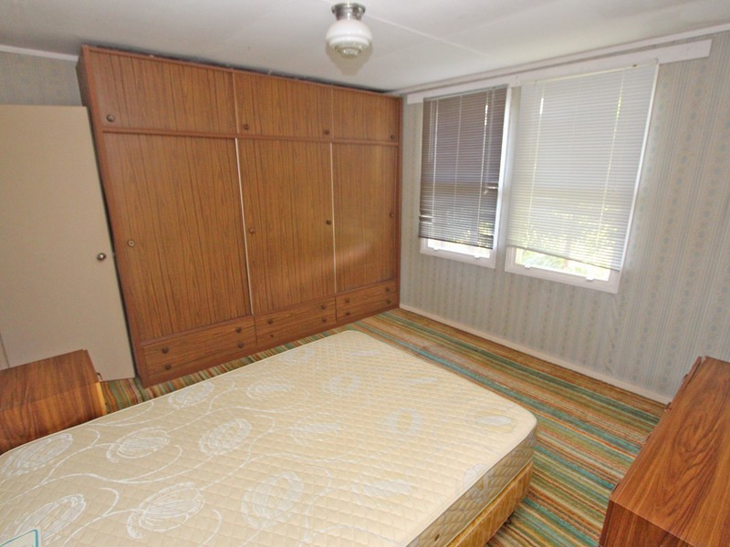 4 Macquarie Avenue, Cessnock NSW 2325